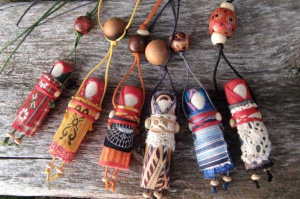 bùa hộ mệnh cho một đứa trẻ 